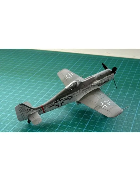 Fw-190D-9 Langnasen, 1/72 - Mistercraft C-07