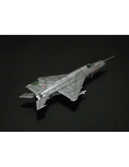 MiG-21MF Tomcat Killer, 1/72 - Mistercraft C-16