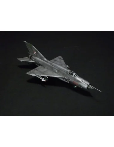 MiG-21MF Tomcat Killer, 1/72 - Mistercraft C-16