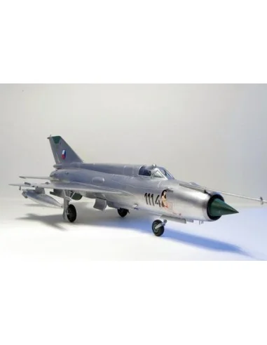 [NO_DESC] MiG-21MA, 1/72 - Mistercraft C-17