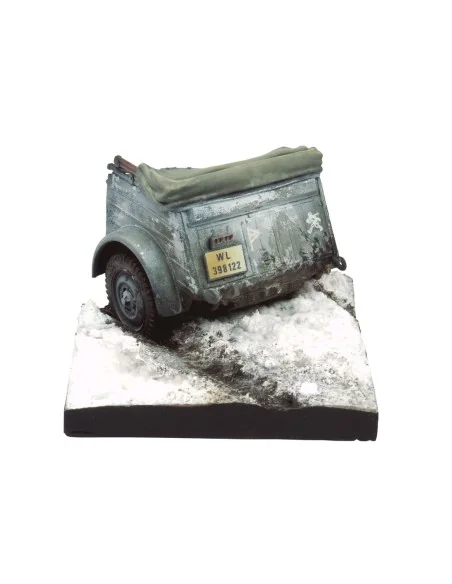 Vallejo Scenics: Kubelwagen Base (Rear) 5.5 x 5.5 cm - Vallejo SC007