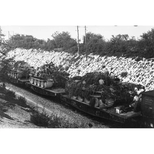 GERMAN RAILWAY SCHWERER PLATTFORMWAGEN TYME SSYS 1/35 - AK Interact...