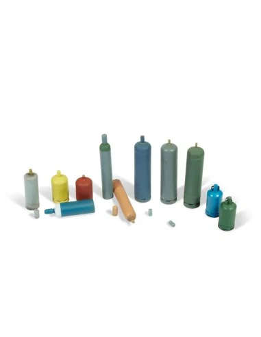 Vallejo Scenics: Modern Gas Bottles - Vallejo SC209