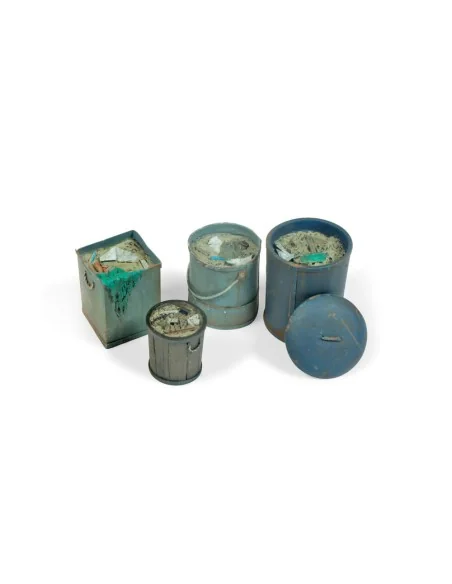 Vallejo Scenics: Assorted Garbage Bins 2 - Vallejo SC213