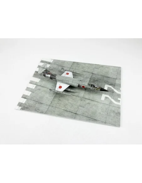 Modern NATO Airfield Type 4 300x230mm (Universal), 1/72 - Red Fox S...
