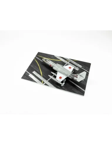Modern NATO Airfield Type 2 250x160mm (Universal), 1/72 - Red Fox S...
