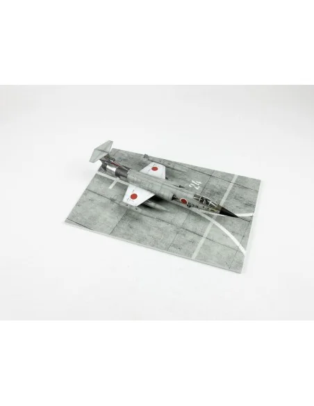 Modern NATO Airfield Type 3 250x160mm (Universal), 1/72 - Red Fox S...
