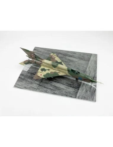 Modern NATO Airfield Type 6 300x230mm (Universal), 1/48 - Red Fox S...