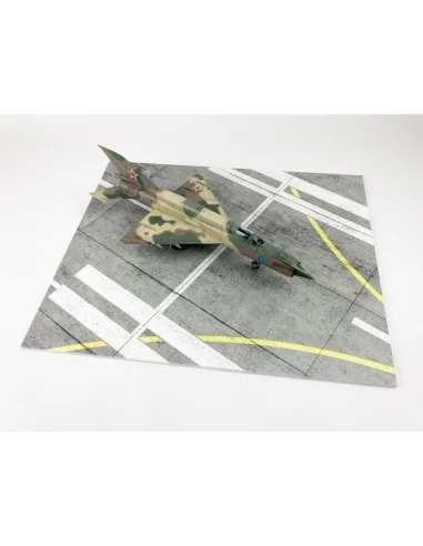 Modern NATO Airfield Type 9 380x320mm (Universal), 1/48 - Red Fox S...