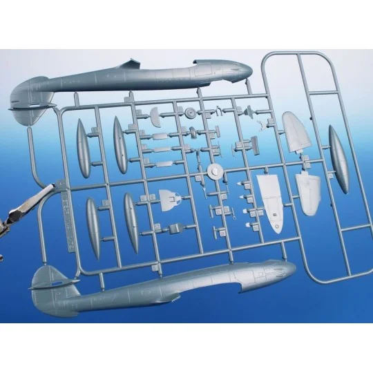 Gloster Meteor F Mk.III ‘WWII Jet Fighter’, 1/72 - Special Hobby 10...