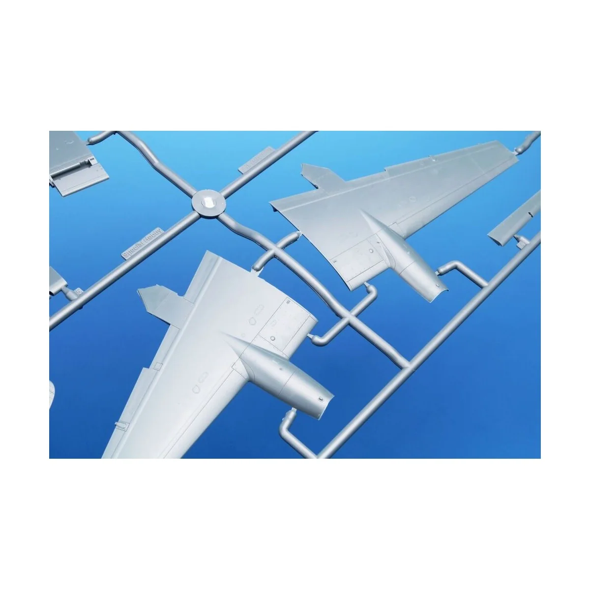 DH.98 Mosquito NF Mk.XXX ‘Night Predator’ - Special Hobby 100-SH72508