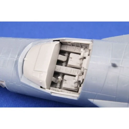 F-111A Cockpit for Italeri, 1/72 - CMK 129-7525 F-111A Cockpit for Italeri, 1/72 - CMK 129-7525