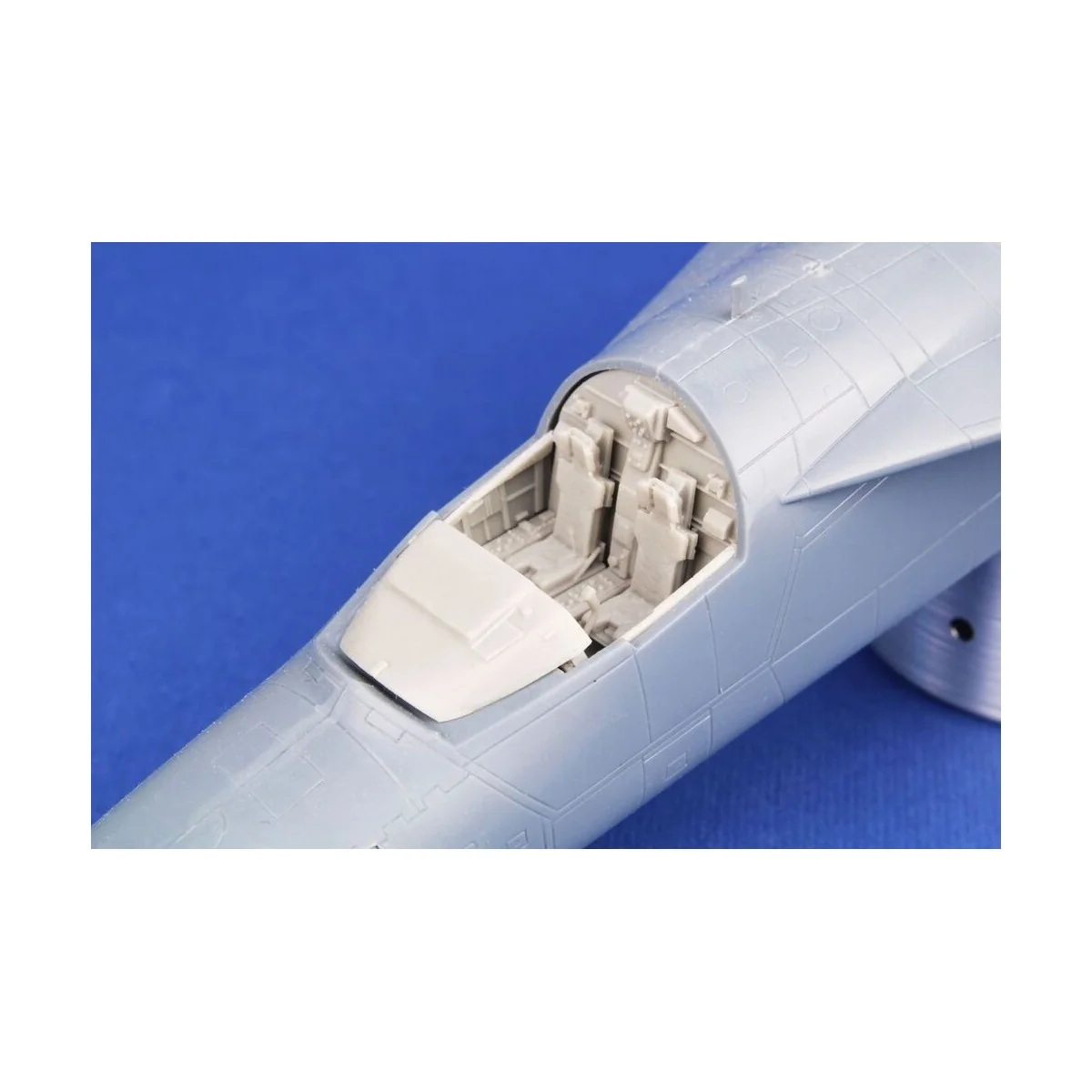 F-111A Cockpit for Italeri, 1/72 - CMK 129-7525 F-111A Cockpit for Italeri, 1/72 - CMK 129-7525