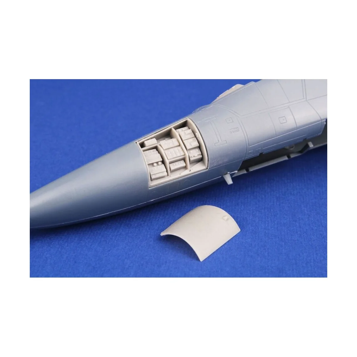 F-111A Open Electronics Boxes for Italeri, 1/72 - CMK 129-7526 F-111A Open Electronics Boxes for Italeri, 1/72 - CMK 129-7526