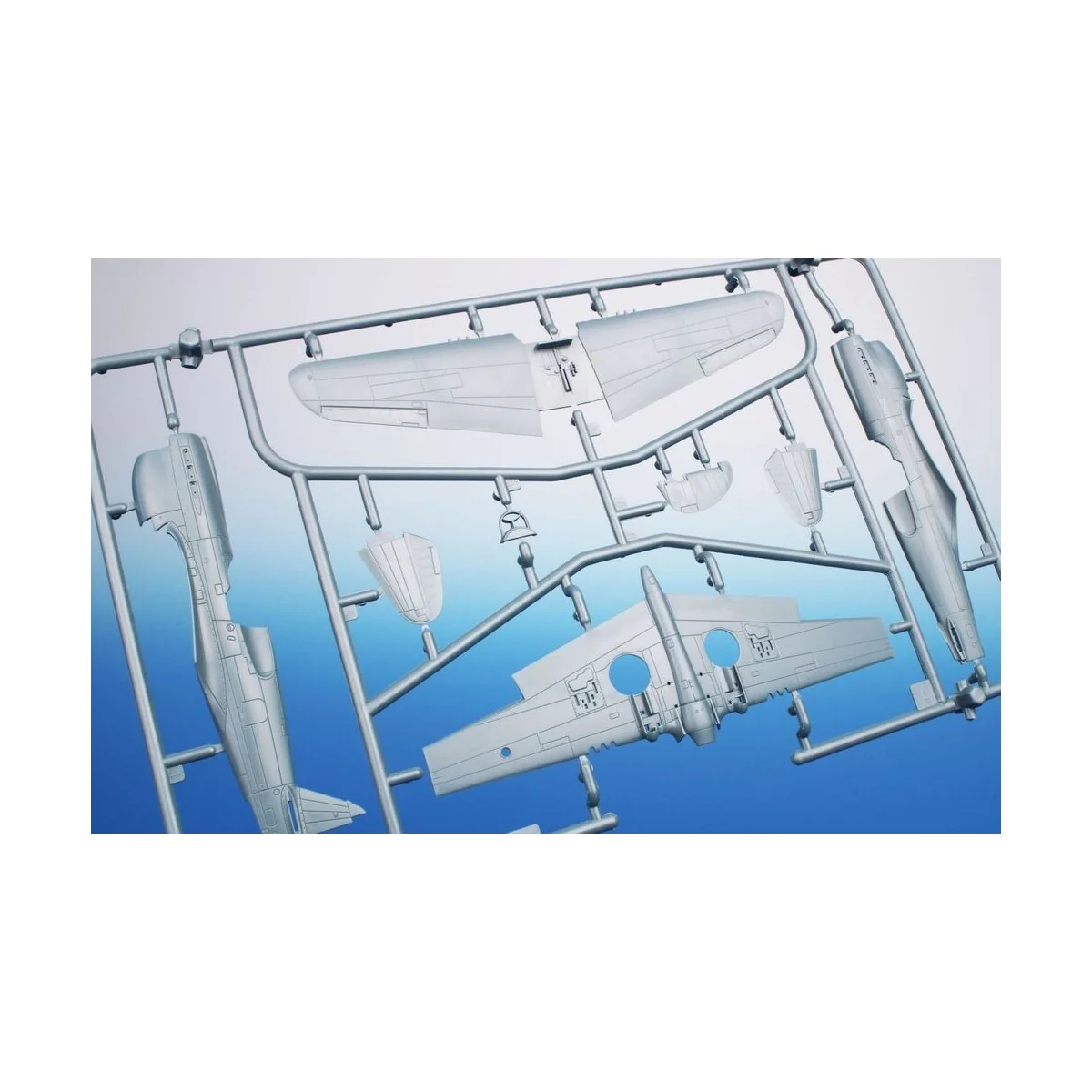 P-40E Warhawk 'Tigers and Sharks', 1/72 - Special Hobby 100-SH72529 P-40E Warhawk 'Tigers and Sharks', 1/72 - Special Hobby 100-SH72529