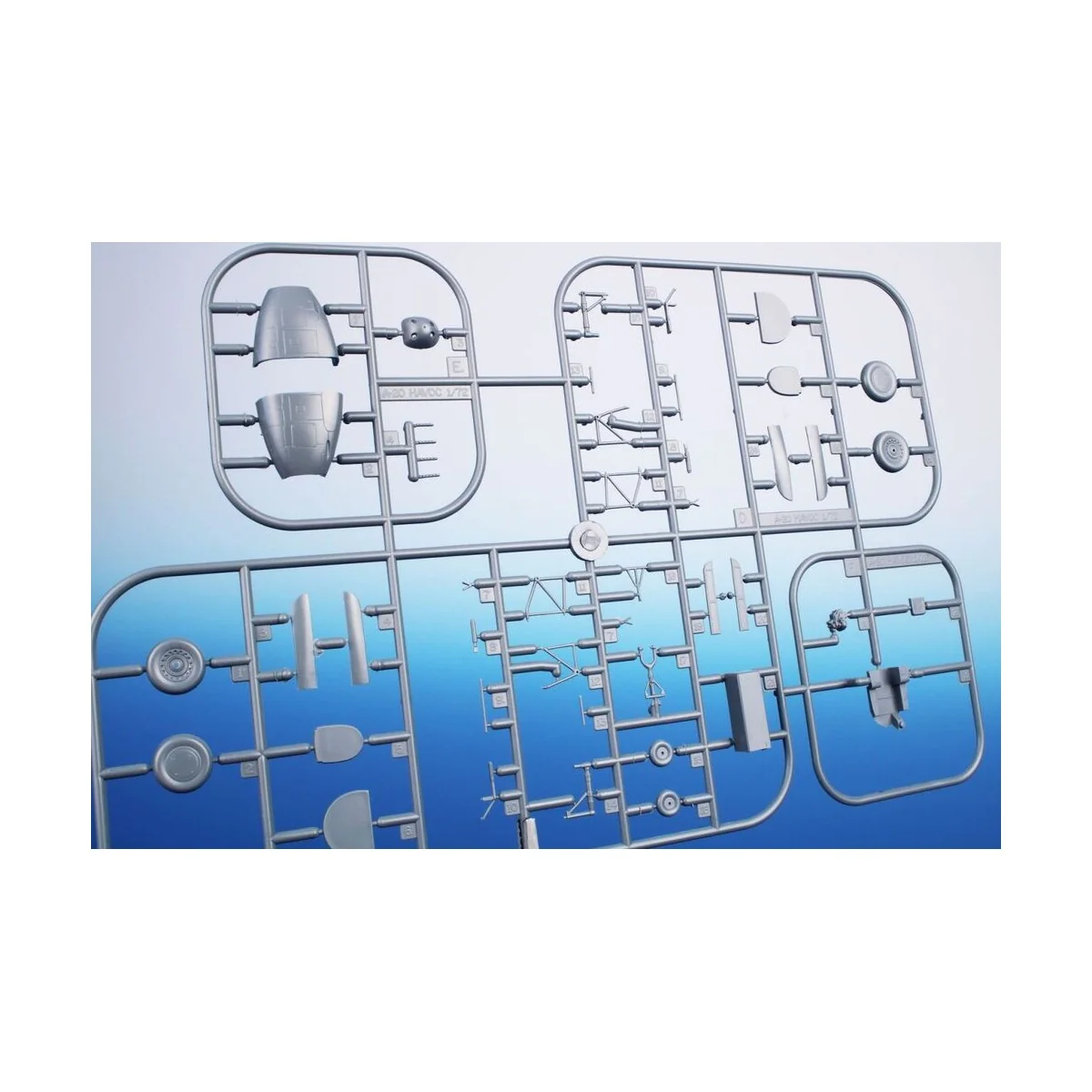 P-70 Nighthawk 'First US Nightfighter', 1/72 - Special Hobby 100-SH...