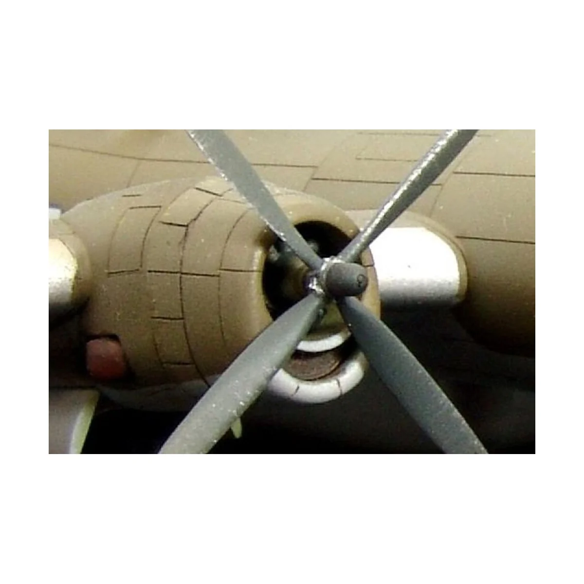 B-29 supperfortress ENGINES - Brengun BRL144026