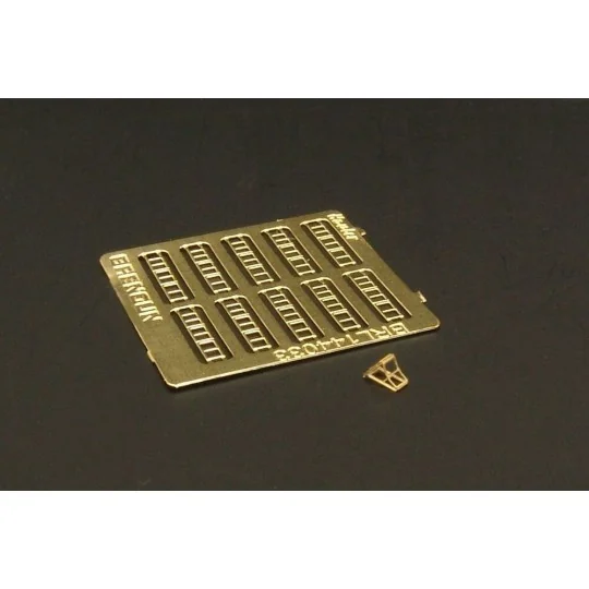 Luftwaffe wheel chocks (10pcs), 1/144 - Brengun BRL144033