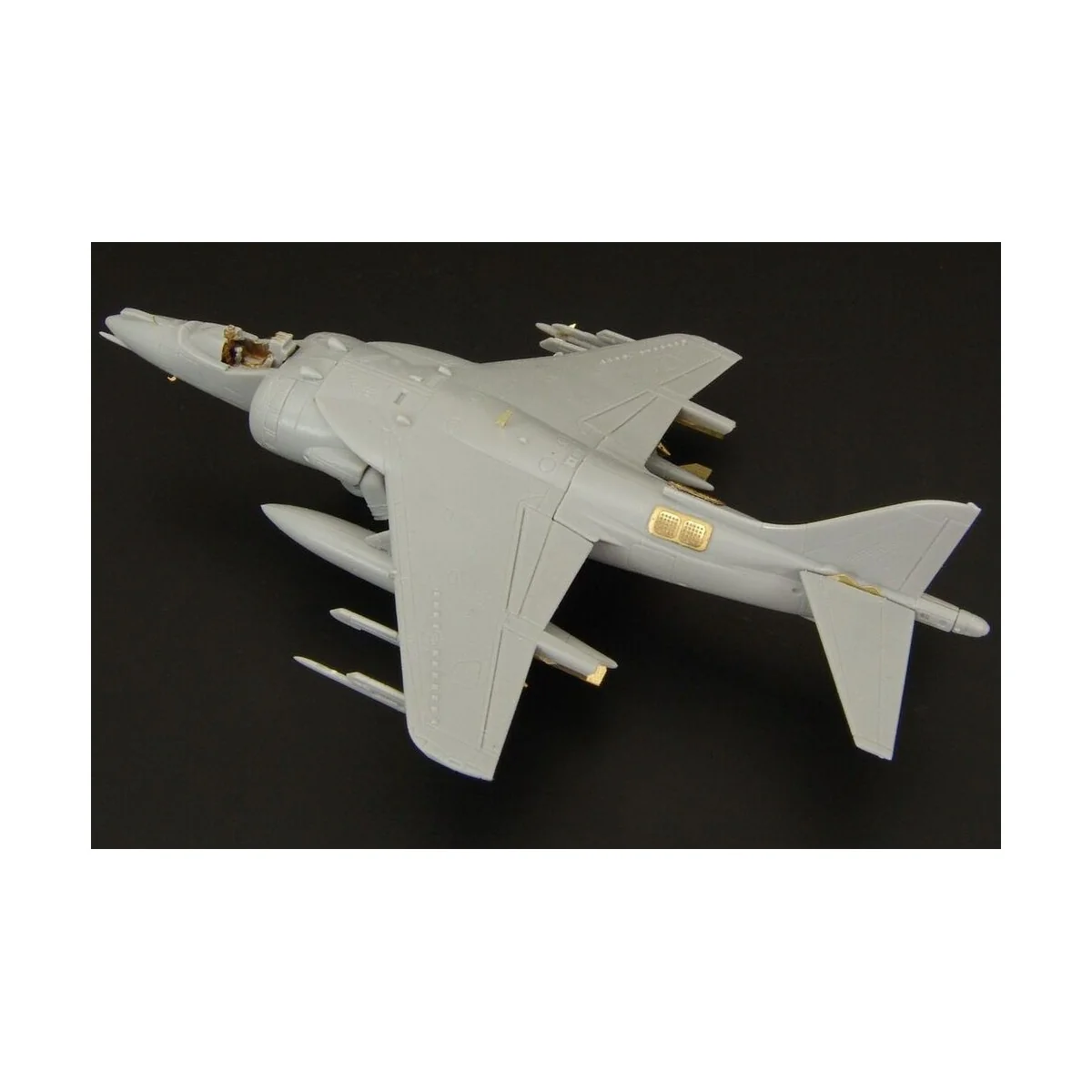 AV-8B Harrier II plus, 1/144 - Brengun BRL144035