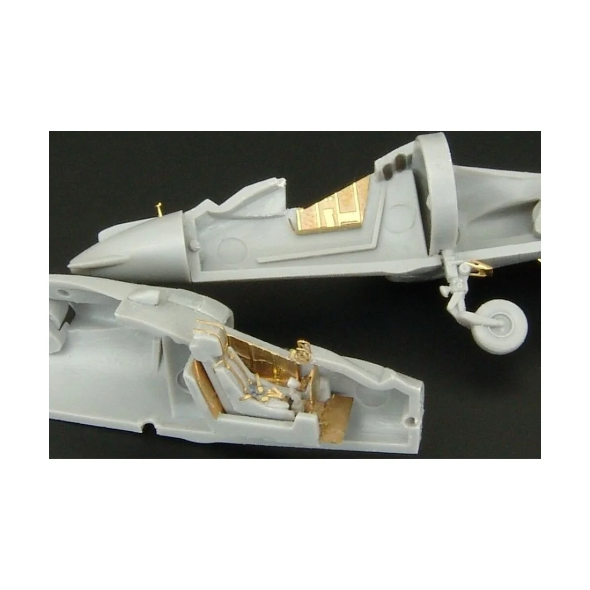 AV-8B Harrier II plus, 1/144 - Brengun BRL144035