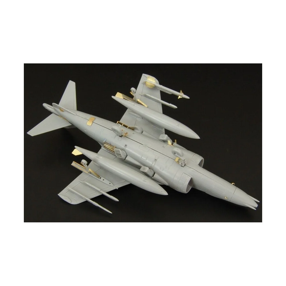 AV-8B Harrier II plus, 1/144 - Brengun BRL144035