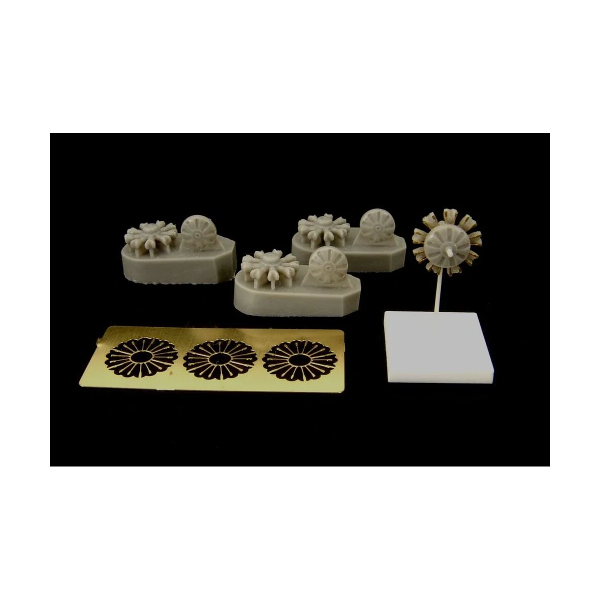 engine BMW 132 (3 pcs) - Brengun BRL144039