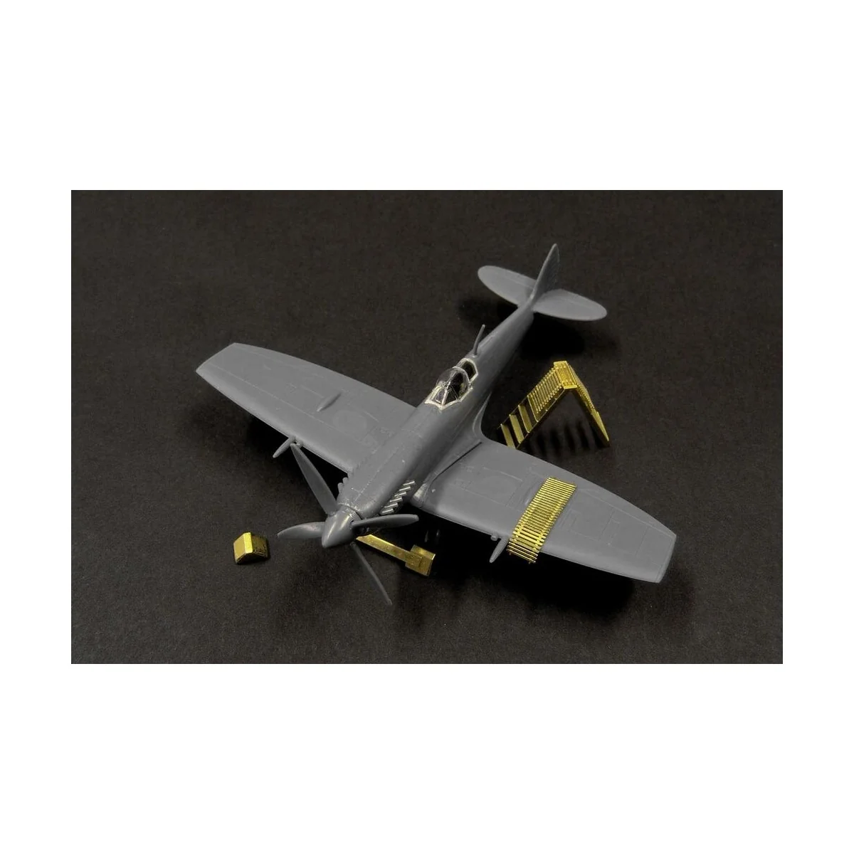 SPITFIRE IX maintenance access s (Eduard), 1/144 - Brengun BRL144058