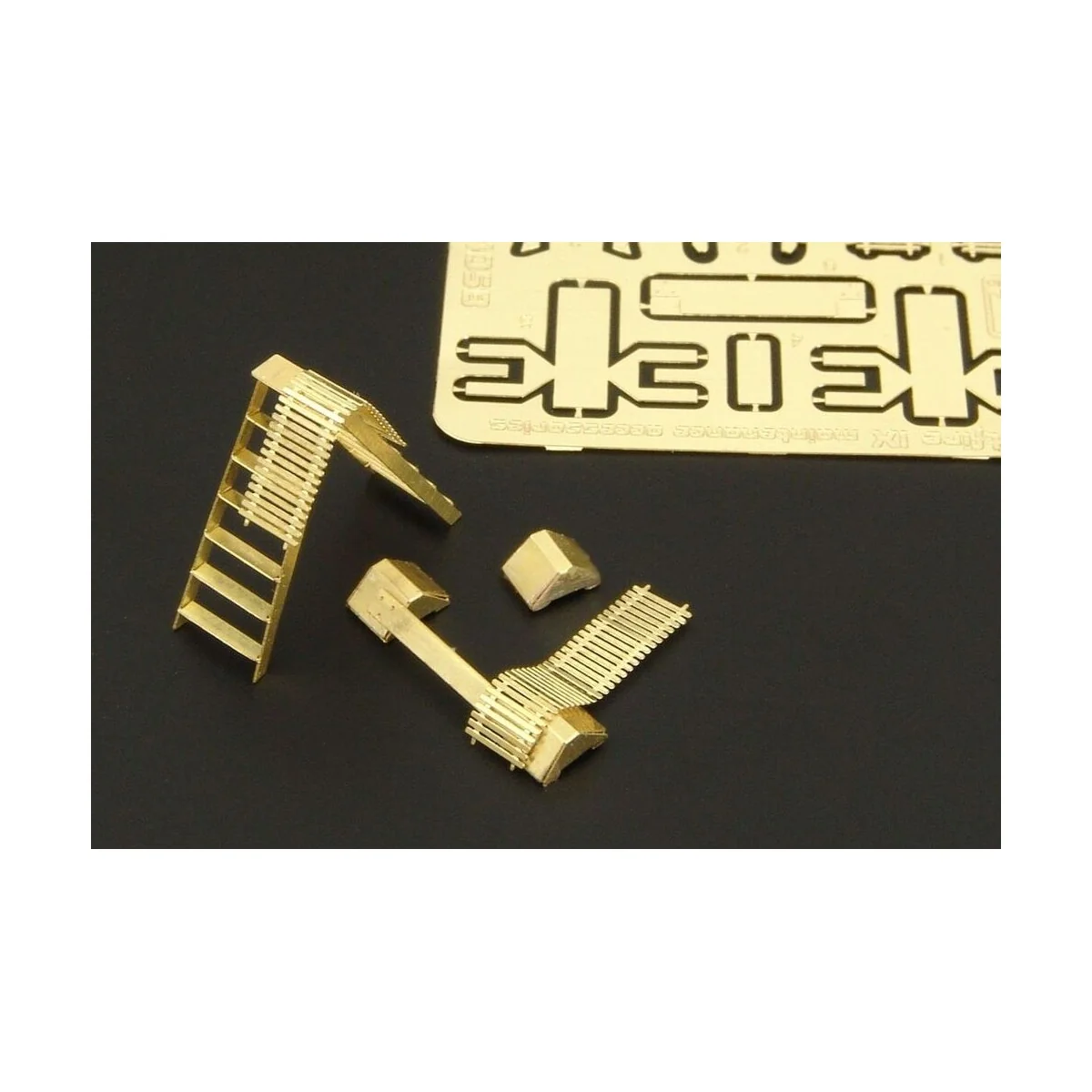 SPITFIRE IX maintenance access s (Eduard), 1/144 - Brengun BRL144058