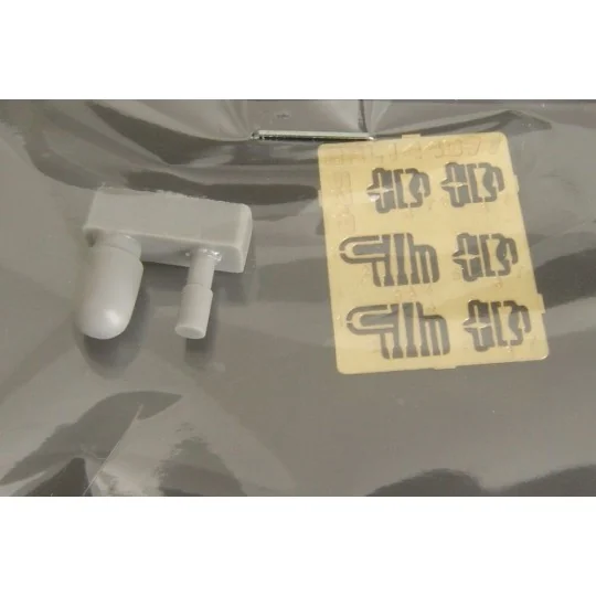 B29 antenas and AN-APQ-13 radar - Brengun BRL144077