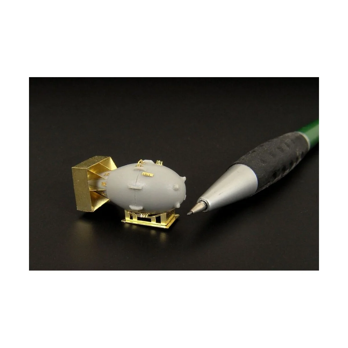 Fat Man - A bomb - Brengun BRL144079