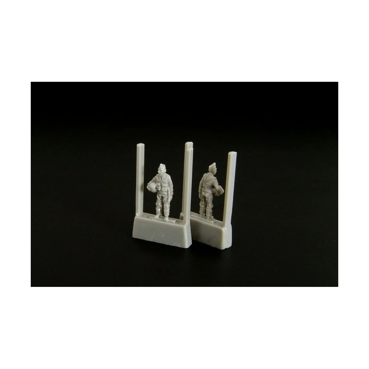 U S modern pilot (2 pcs ), 1/144 - Brengun BRL144082