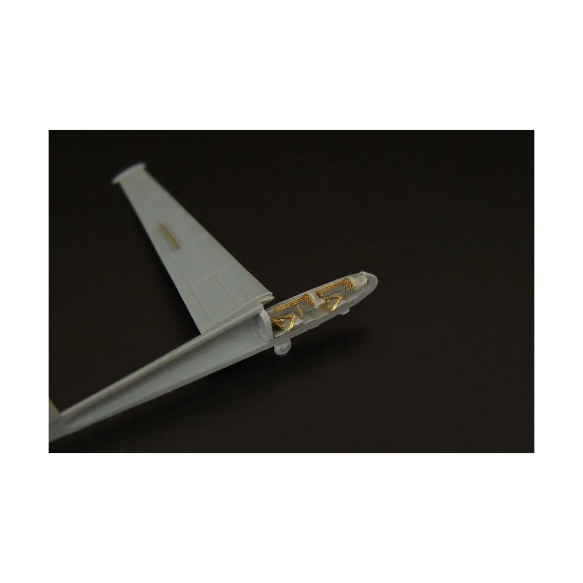 LET L-13 Blaník 2pcs (Mark I kit), 1/144 - Brengun BRL144133