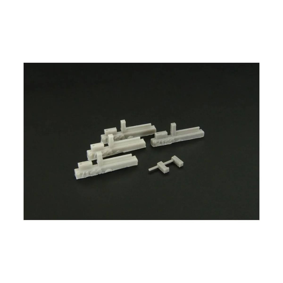 WWII USN Wheel chocks, 1/144 - Brengun BRL144147 WWII USN Wheel chocks, 1/144 - Brengun BRL144147