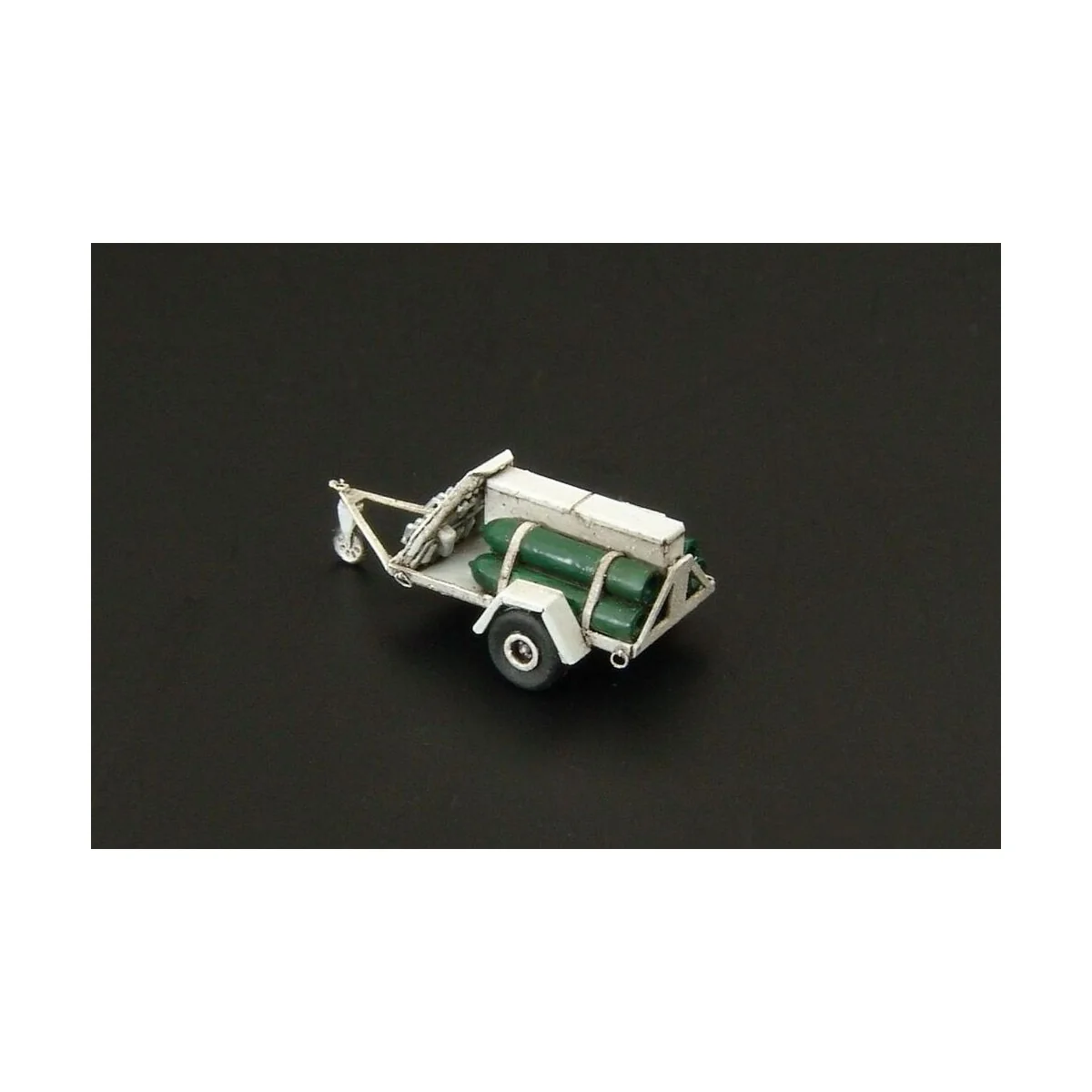 U S NAVY Oxygen cart (2pcs), 1/144 - Brengun BRS144008 U S NAVY Oxygen cart (2pcs), 1/144 - Brengun BRS144008