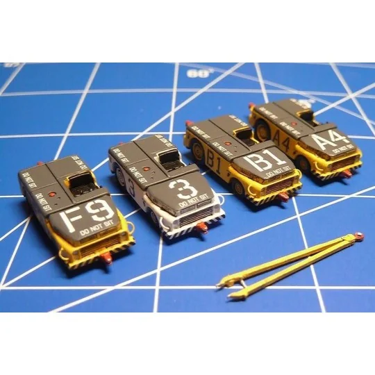 MD-3 USN Tow tractor - Brengun BRS144025