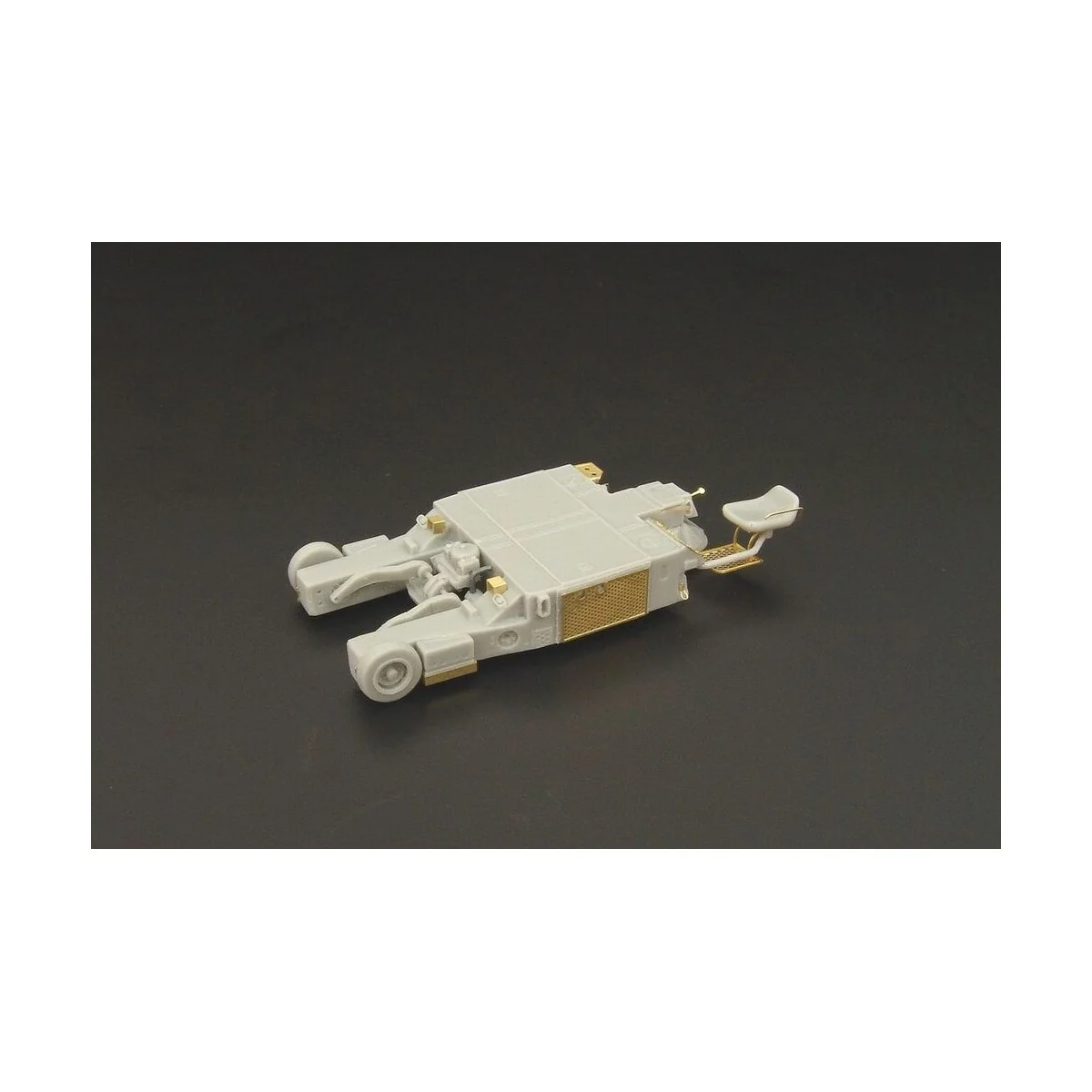 A-S32A-32 Spotting dolly tractor, 1/72 - Brengun BRS72003 A-S32A-32 Spotting dolly tractor, 1/72 - Brengun BRS72003