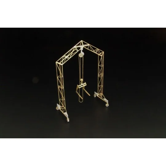 German airfield portal crane - Brengun BRS72006