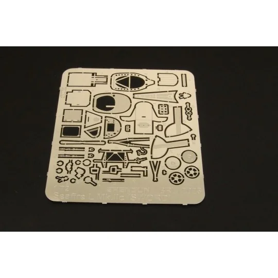 Seafire L Mk IIc (SWORD 72040) - Brengun BRL72023