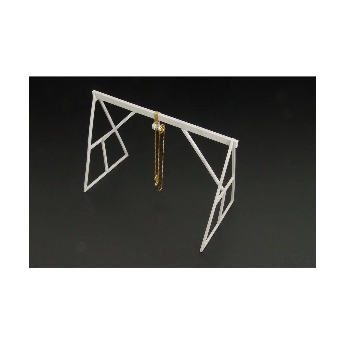 U S airfield crane - Brengun BRL72034