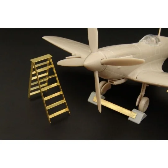 British wheel chock - ladder, 1/72 - Brengun BRL72043