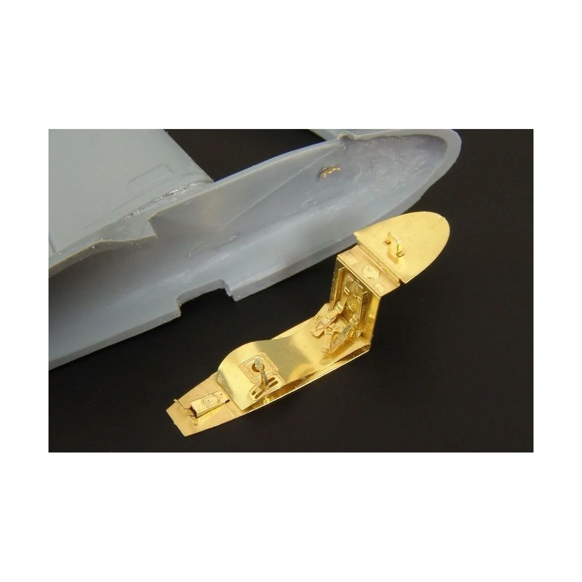 LF-107 Lunak glider (Admiral kit), 1/72 - Brengun BRL72056