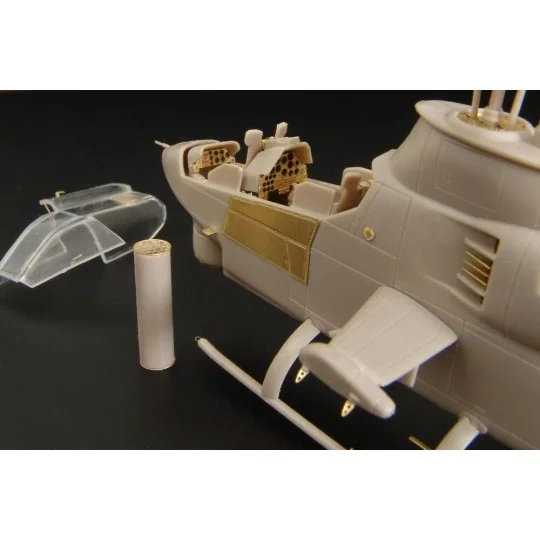 Bell AH-1G Cobra (Az model), 1/72 - Brengun BRL72066 Bell AH-1G Cobra (Az model), 1/72 - Brengun BRL72066
