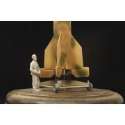 Wernher von Braun, 1/72 - Brengun BRL72076 Wernher von Braun, 1/72 - Brengun BRL72076