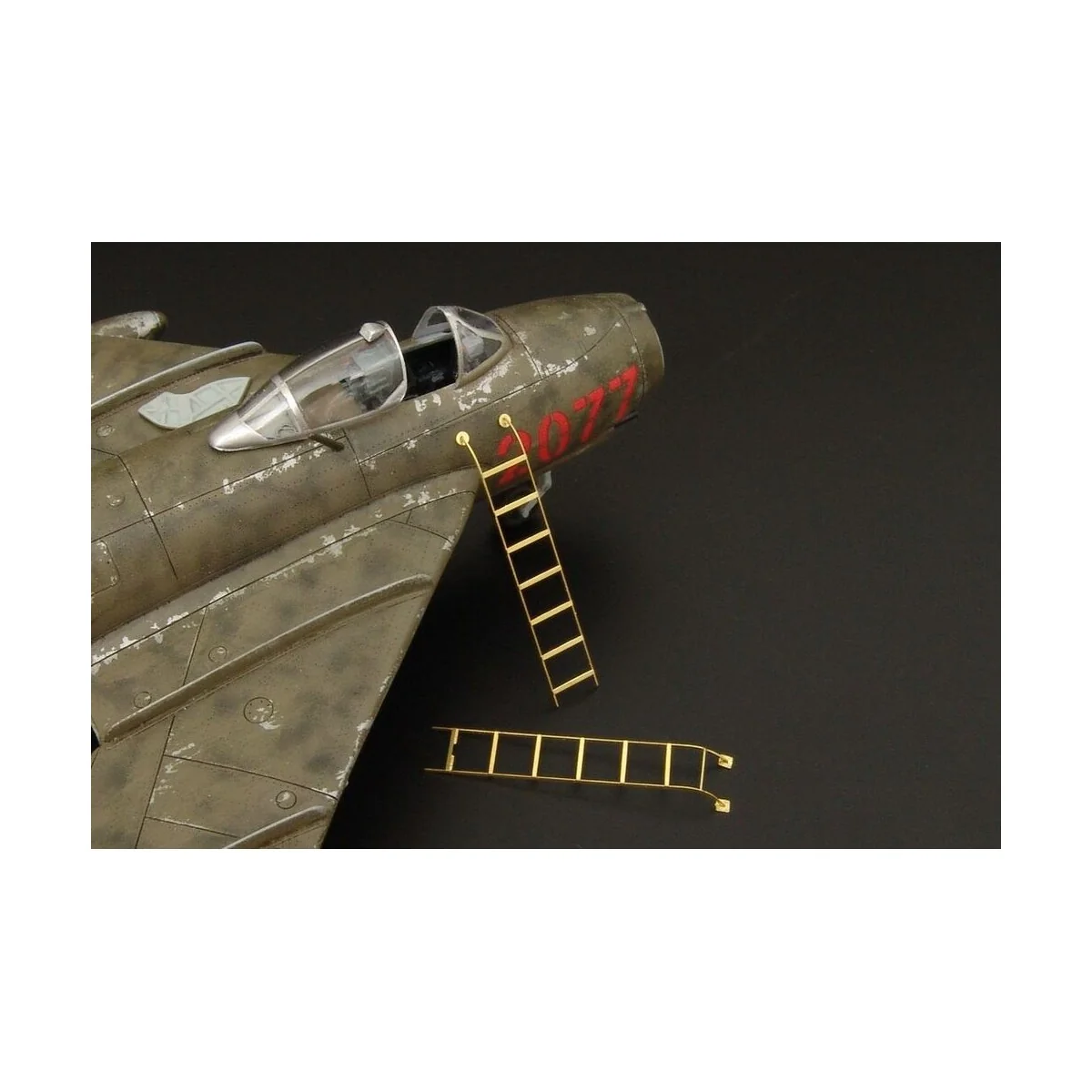 Step ladders Mig 15-Mig 17 (two type), 1/72 - Brengun BRL72077