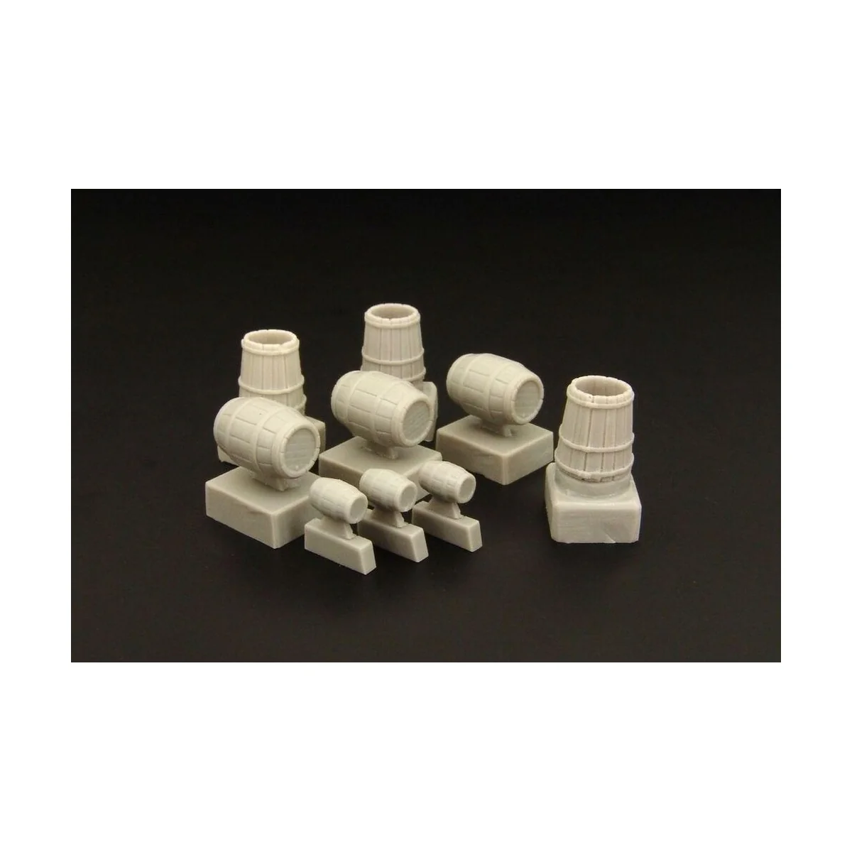 Wooden barrels and buckets, 1/72 - Brengun BRL72082