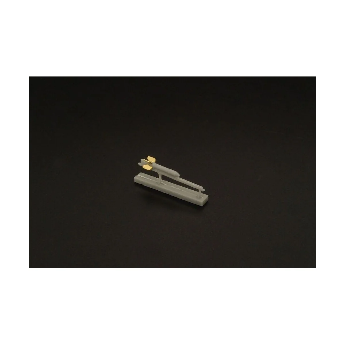 Soviet rockets RS82, 1/72 - Brengun BRL72127