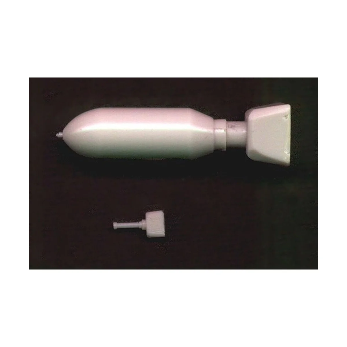 US 1000lb bomb - Brengun BRL48007