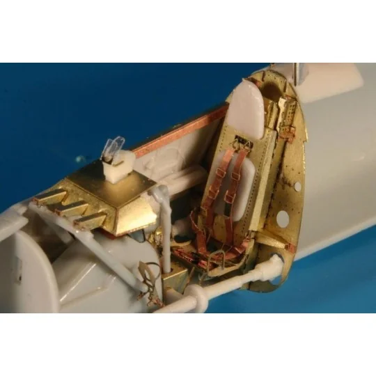 He 162 Salamander interior - Brengun BRL48013