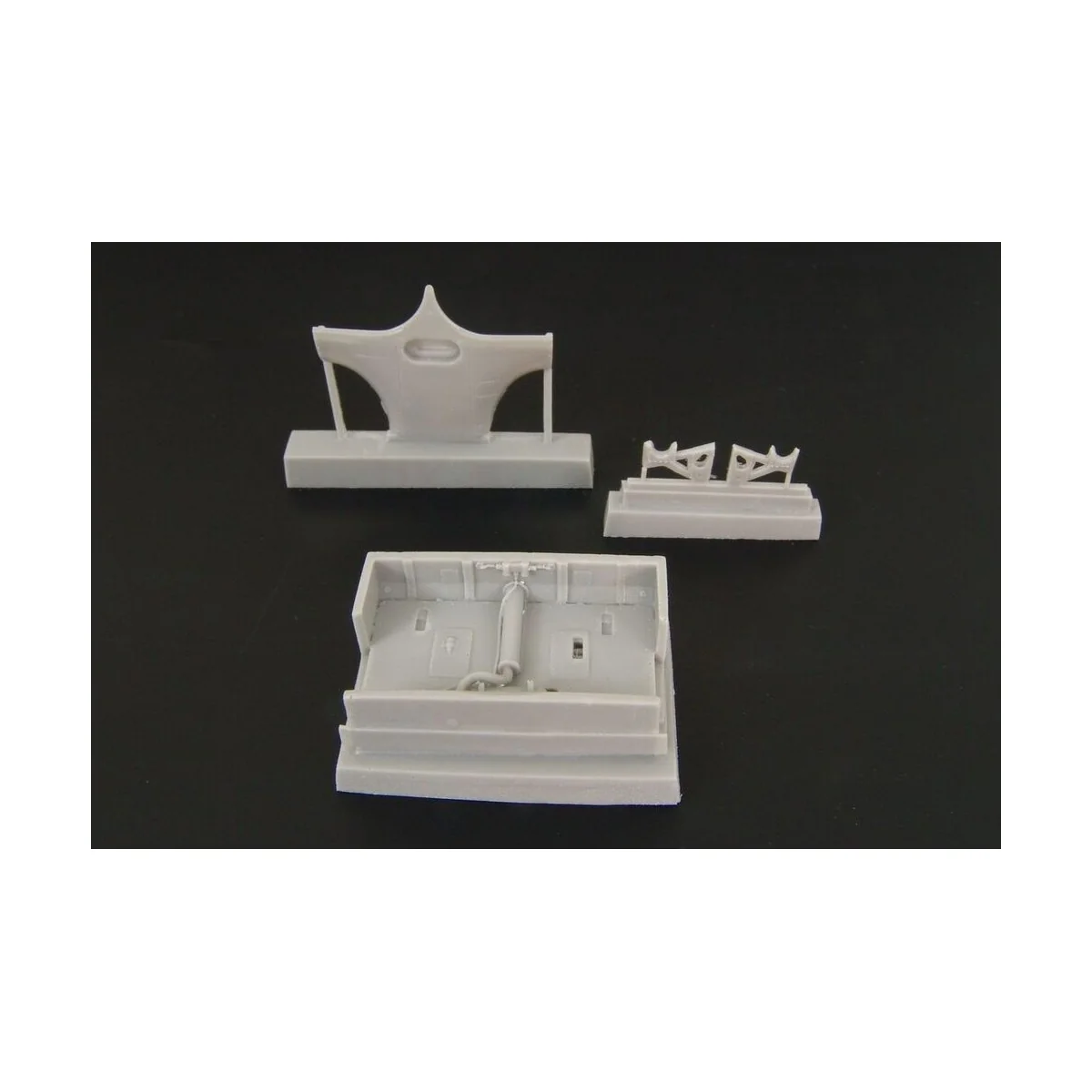 Hurricane Mk II, IV wheel bay, 1/48 - Brengun BRL48032 Hurricane Mk II, IV wheel bay, 1/48 - Brengun BRL48032