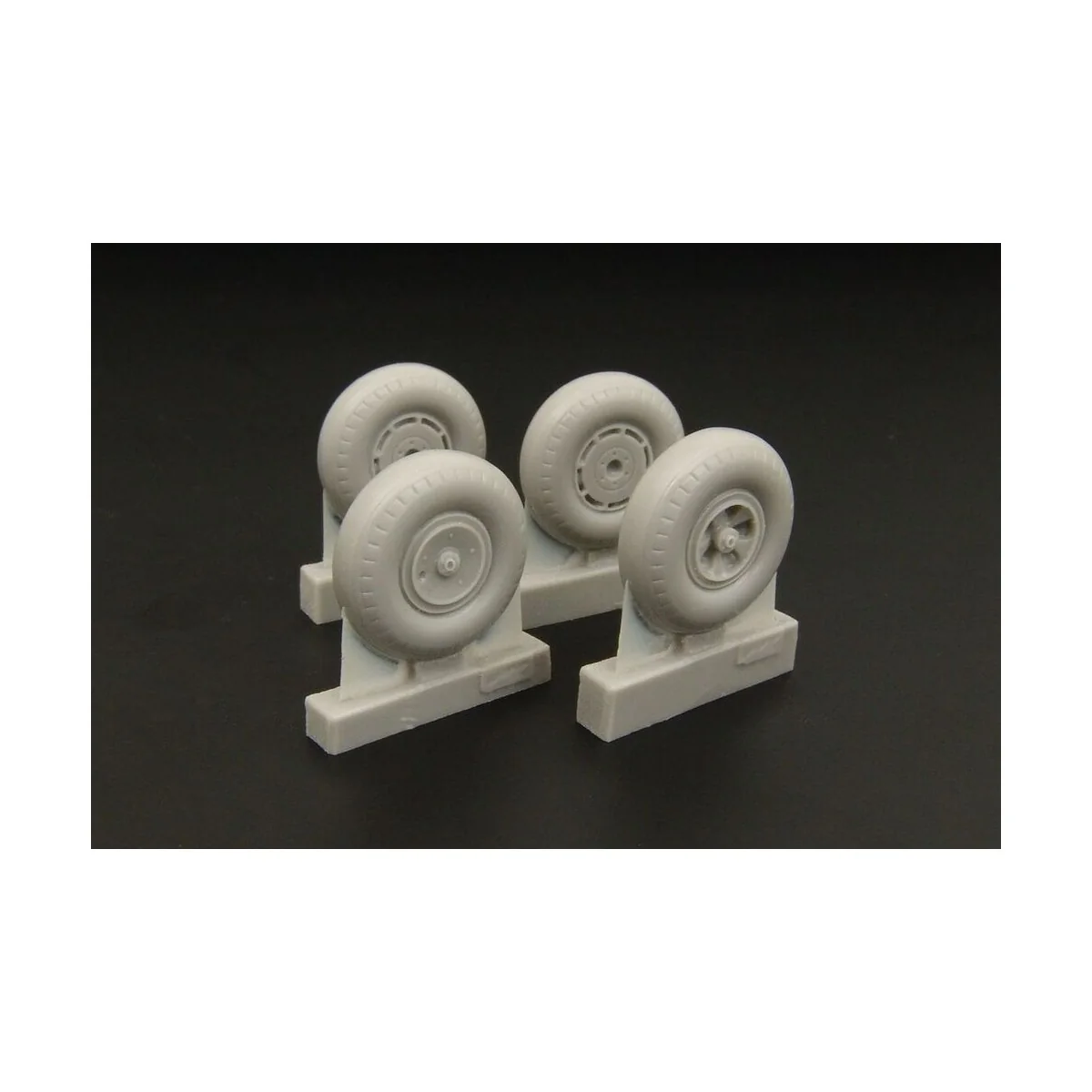 Wheels for F Barracuda Mk II (two types), 1/48 - Brengun BRL48041